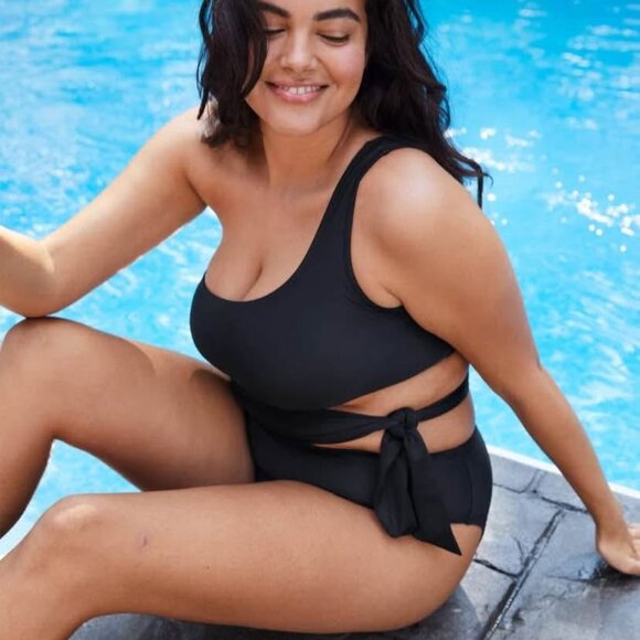 Aerie bathing suit - Picture 1 of 5
